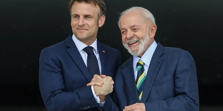 Lula e Macron - Foto - Fabio Charles Pozzebom - Agência Brasil