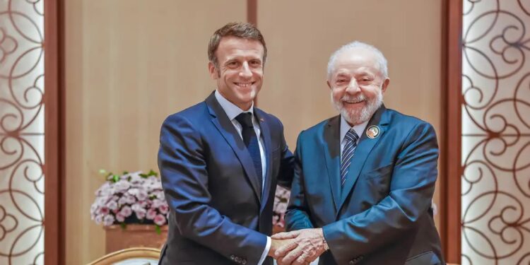 Lula e Macron - Foto - Ricardo Stuckert - PR