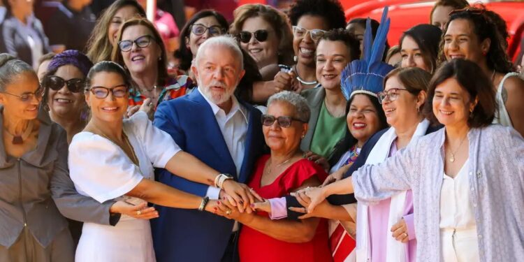 Lula e Mulheres - Foto - Fabio Rodrigues-Pozzebom - Agência Brasil