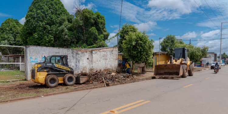 Operação Cidade Limpa é iniciada pela Prefeitura de Porto Velho para evitar alagações - Foto: Wesley Pontes / SMC