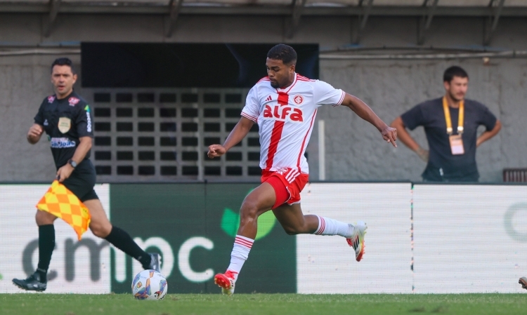 Internacional x Corinthians: onde assistir ao vivo ao jogo do Brasileirão