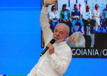 Lula lembra covid e diz que saúde não tem esquerda ou direita