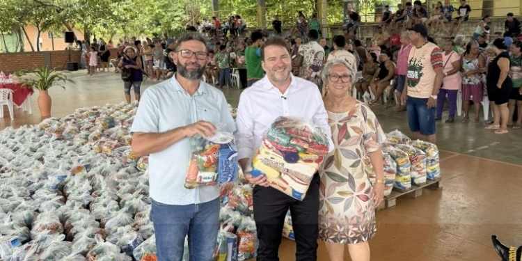 Associação São Tiago Maior realiza entrega de cestas básicas em Porto Velho