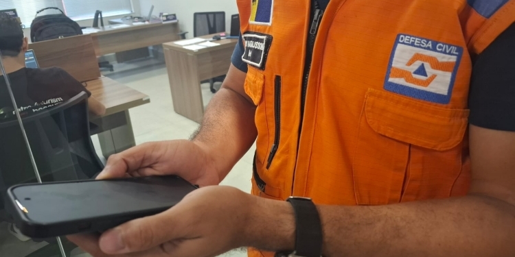 Defesa Civil de Porto Velho alerta sobre falsos agentes que pedem documentos por telefone