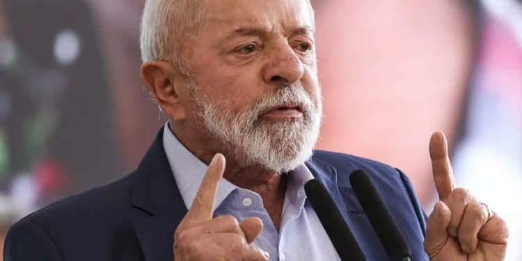 Lula reafirma defesa da soberania latino-americana e pede cooperação pela paz regional