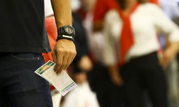 Resultado da Mega-Sena 2.929: prêmio acumulado em R$ 48 milhões neste sábado (18/10)