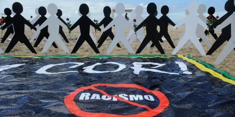 Racismo-Estrutural-Foto-Tania-Rego-Agência-Brasil
