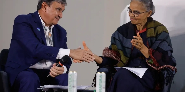 Wellington-Dias-e-Marina-Silva-Foto-Tânia-Rêgo-Agência-Brasil